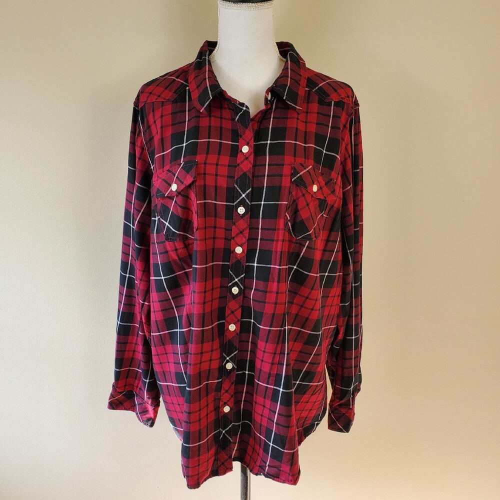 Torrid Womens Shirt 3X Plaid Button Up Fitted Lightweight Long Sleeve Top